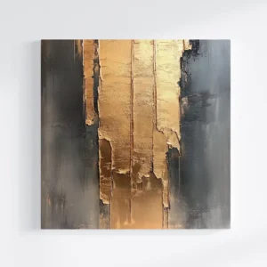 Tablou canvas abstract Reflexii Opulente, cu accente de auriu și texturi bogate, ce sugerează lux și eleganță, pe un perete alb.